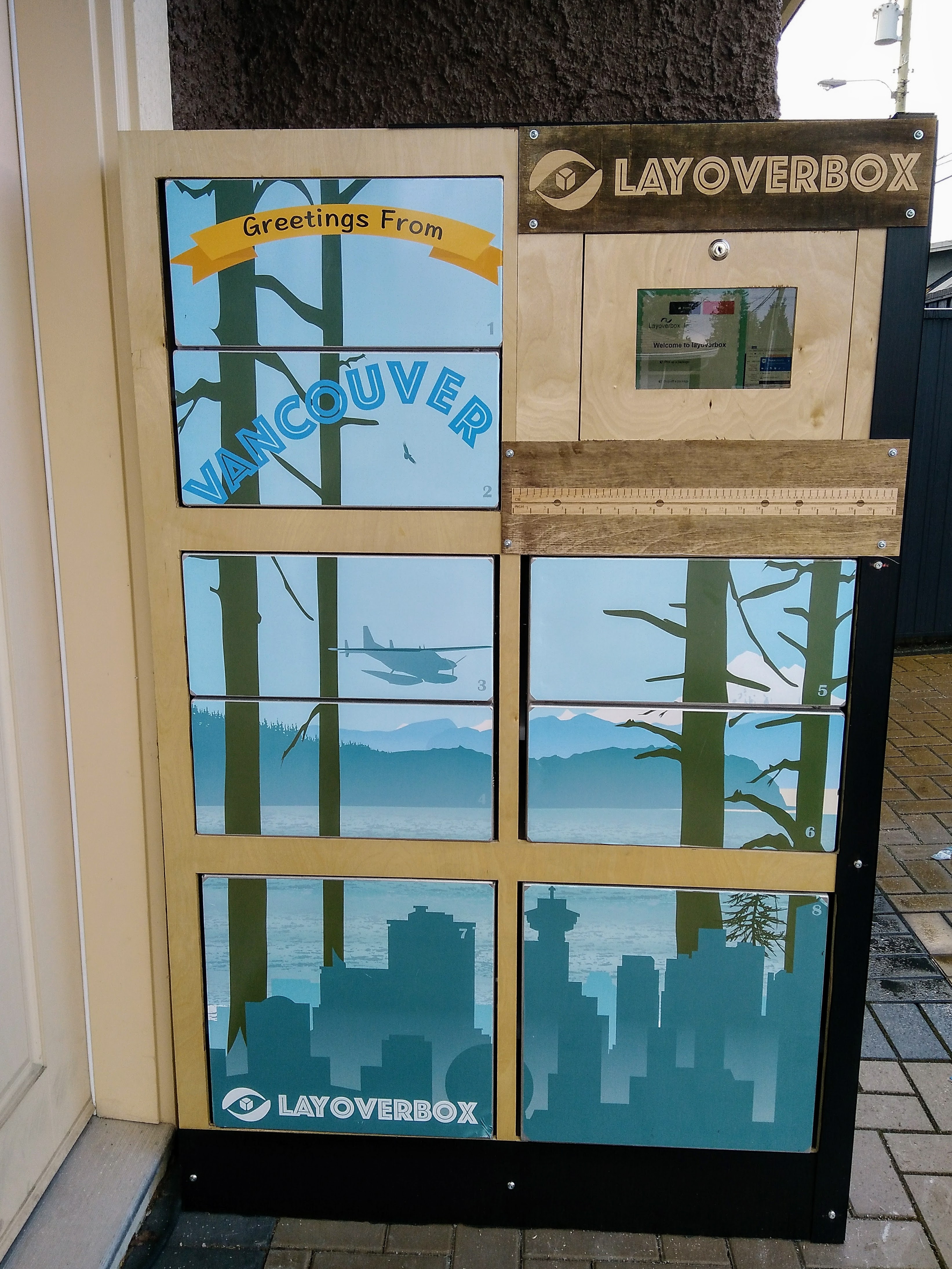LayoverBox
